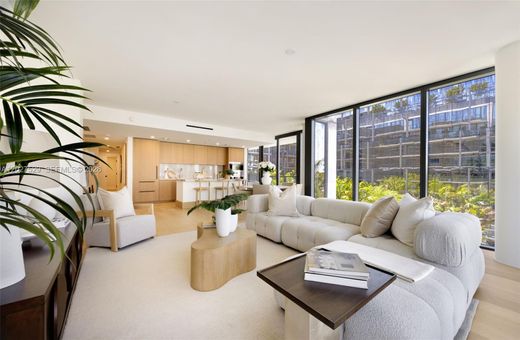 Komplex apartman Bay Harbor Islands, Miami-Dade County