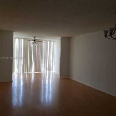 Residential complexes in Hallandale, Broward County