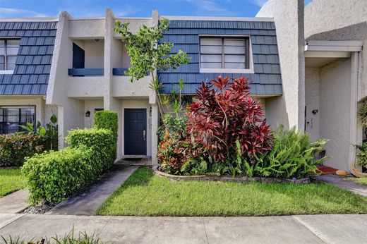 Townhouse in Hollywood, Broward County