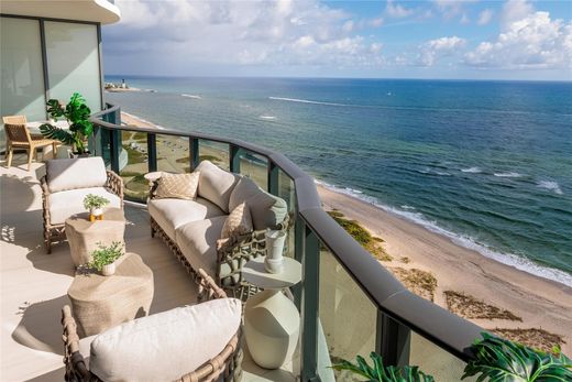 Residential complexes in Pompano Beach, Broward County