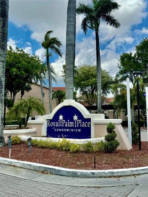 Жилой комплекс, Майами, Miami-Dade County