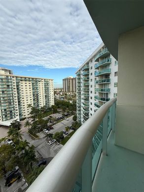 Complexos residenciais - Sunny Isles Beach, Miami-Dade County