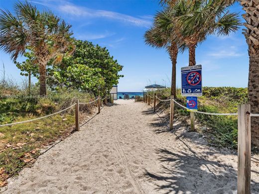 Komplex apartman Miami Beach, Miami-Dade County