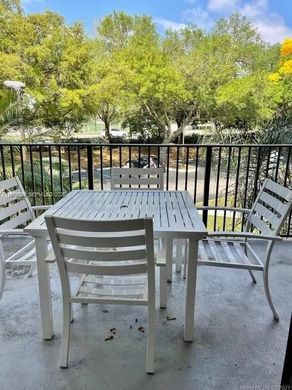Residential complexes in Plantation, Broward County