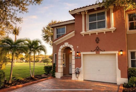 Townhouse in Miami Terrace Mobile Home, Miami-Dade