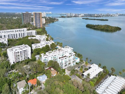 Edificio en Miami, Miami-Dade County
