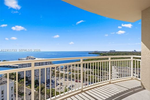 Complexes résidentiels à Miami, Comté de Miami-Dade