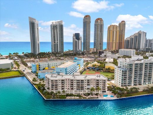 Residential complexes in Sunny Isles Beach, Miami-Dade