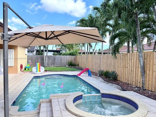 ﻓﻴﻼ ﻓﻲ ميامي، فلوريدا, Miami-Dade County