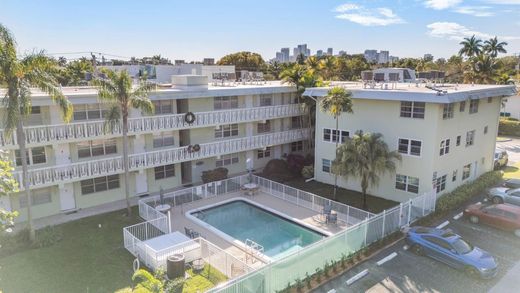 Residential complexes in Fort Lauderdale, Broward County