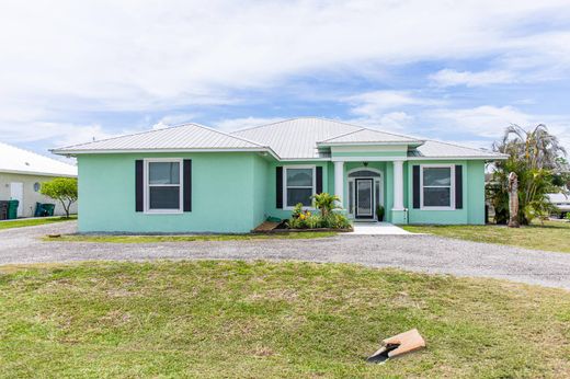 Villa Okeechobee, Okeechobee County