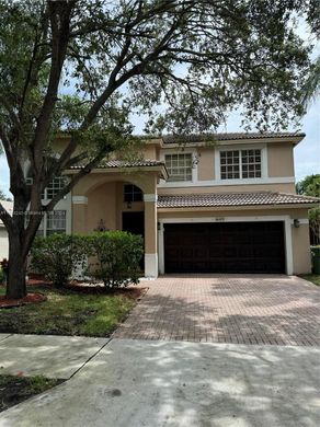 Villa - Weston, Broward County