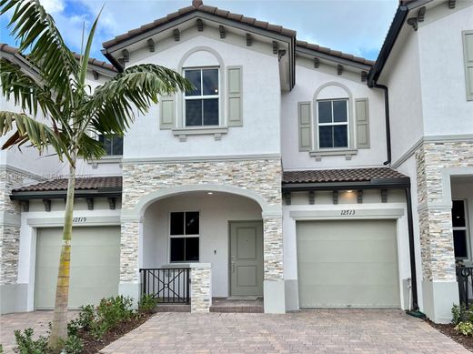 城市独宅  North Miami, Miami-Dade County