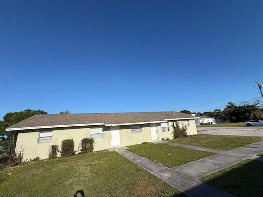 Townhouse in Fort Pierce, Saint Lucie County