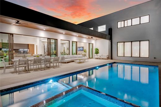 Villa for rent in Miami