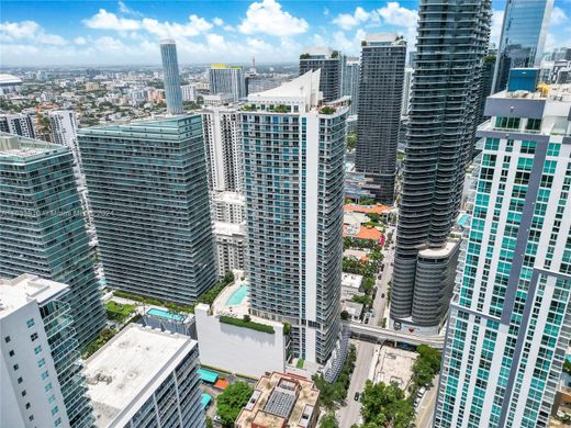 Komplex apartman Miami, Miami-Dade County