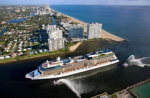 Residential complexes in Fort Lauderdale, Broward County