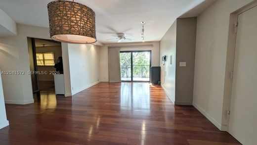 Residential complexes in Fort Lauderdale, Broward County