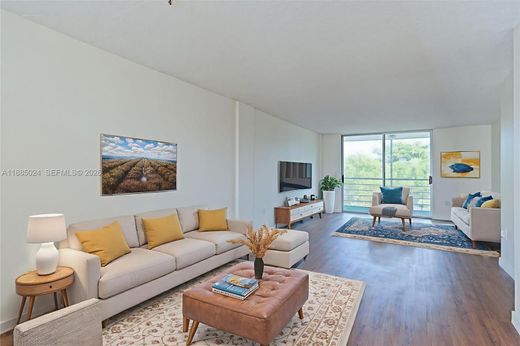 Жилой комплекс, Майами, Miami-Dade County