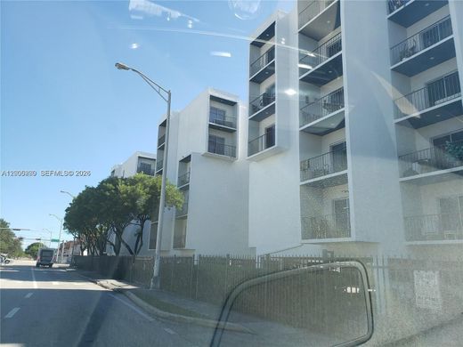 Residential complexes in Hialeah, Miami-Dade