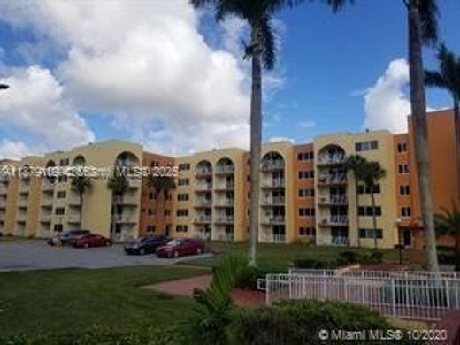 Kamienica w Hialeah, Miami-Dade County