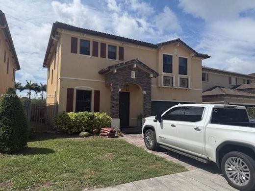 Villa in Unincorporated Dade County, Florida