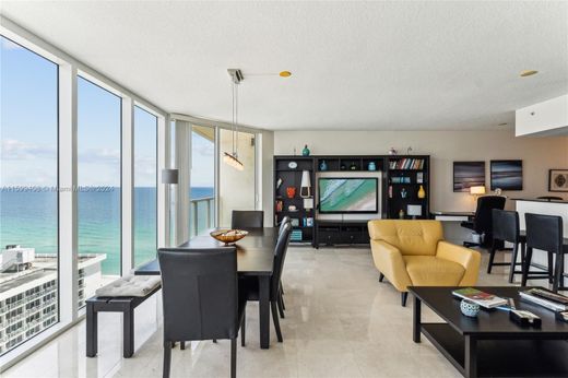 Kamienica w Sunny Isles Beach, Miami-Dade County