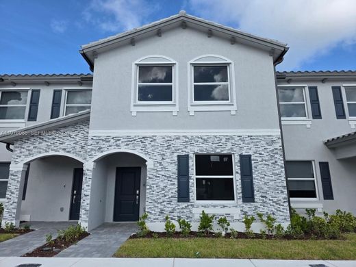 Townhouse in Florida City, Miami-Dade