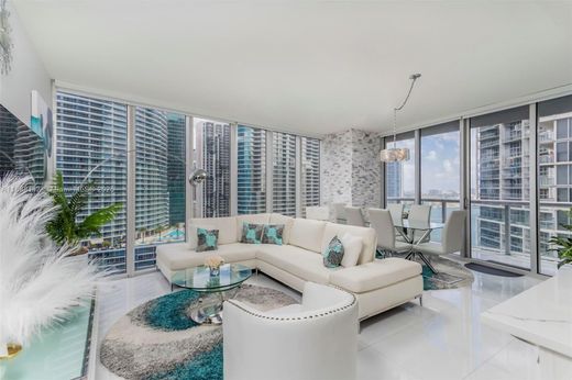 Complesso residenziale a Miami, Miami-Dade County