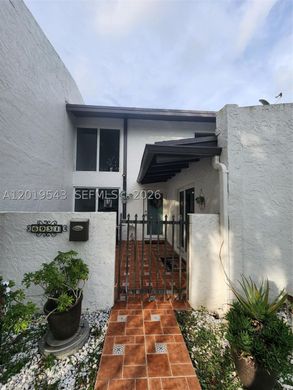 Townhouse in Miami, Miami-Dade