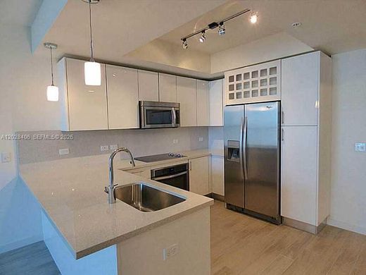 Residential complexes in Miami, Miami-Dade