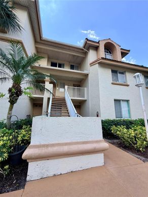 Residential complexes in West Palm Beach, Palm Beach