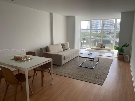 Жилой комплекс, Hallandale Beach, Broward County