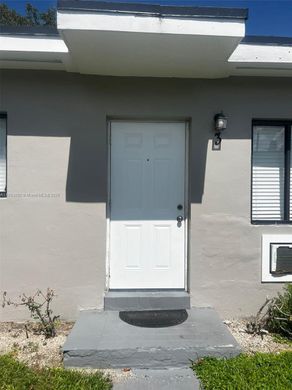 Miami Heights Trailer Park, Miami-Dade Countyのアパートメント・コンプレックス