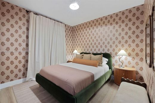 Residential complexes in Miami, Miami-Dade