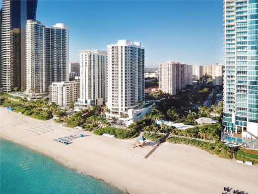 Residential complexes in Sunny Isles Beach, Miami-Dade
