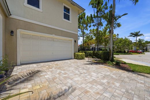 Townhouse in Coconut Creek, Broward County