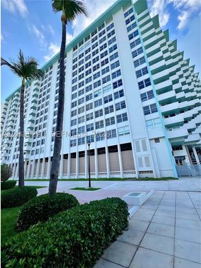Komplex apartman Miami Beach, Miami-Dade County