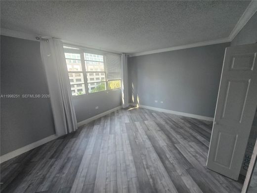 Complexos residenciais - Miami, Miami-Dade County