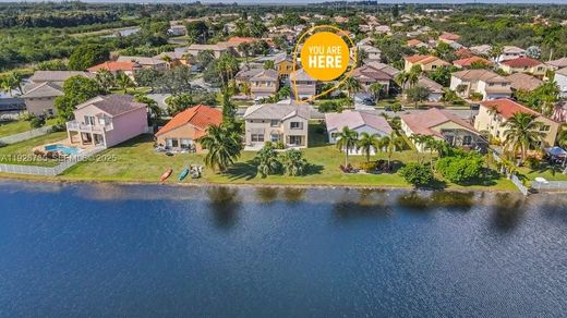 Villa in Pembroke Pines, Broward County