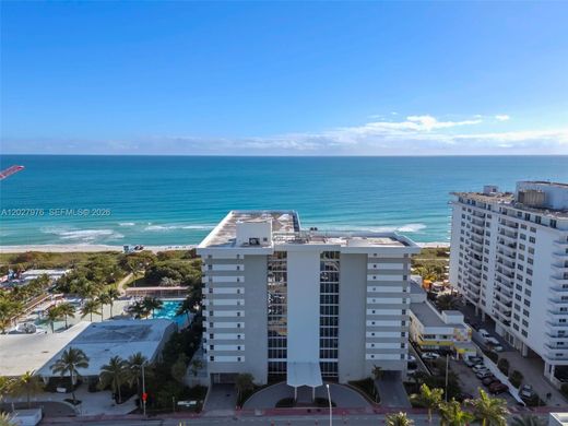 Wohnkomplexe in Surfside, Miami-Dade County