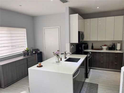 Casa di città a Coconut Creek, Broward County