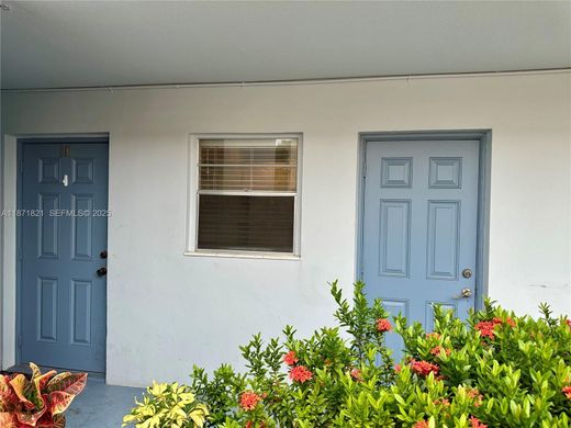 公寓楼  Hallandale Beach, Broward County