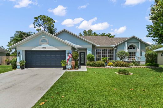Villa in Royal Palm Beach, Palm Beach