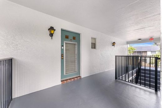Wohnkomplexe in Tamarac, Broward County