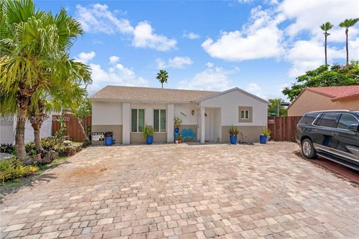 Villa in Hialeah, Miami-Dade