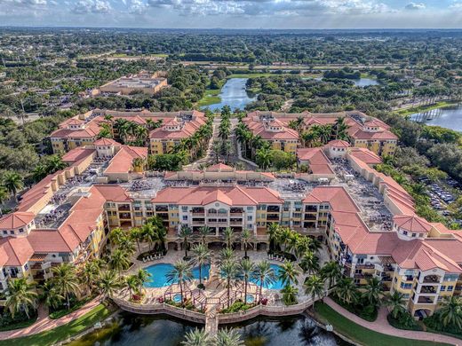 Residential complexes in Weston, Broward County