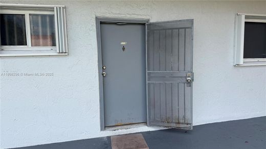 Komplex apartman Miami, Miami-Dade County