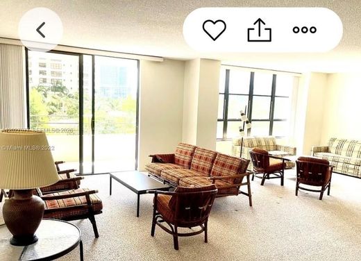 Residential complexes in Hallandale, Broward County