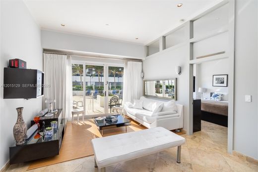 Residential complexes in Miami Beach, Miami-Dade